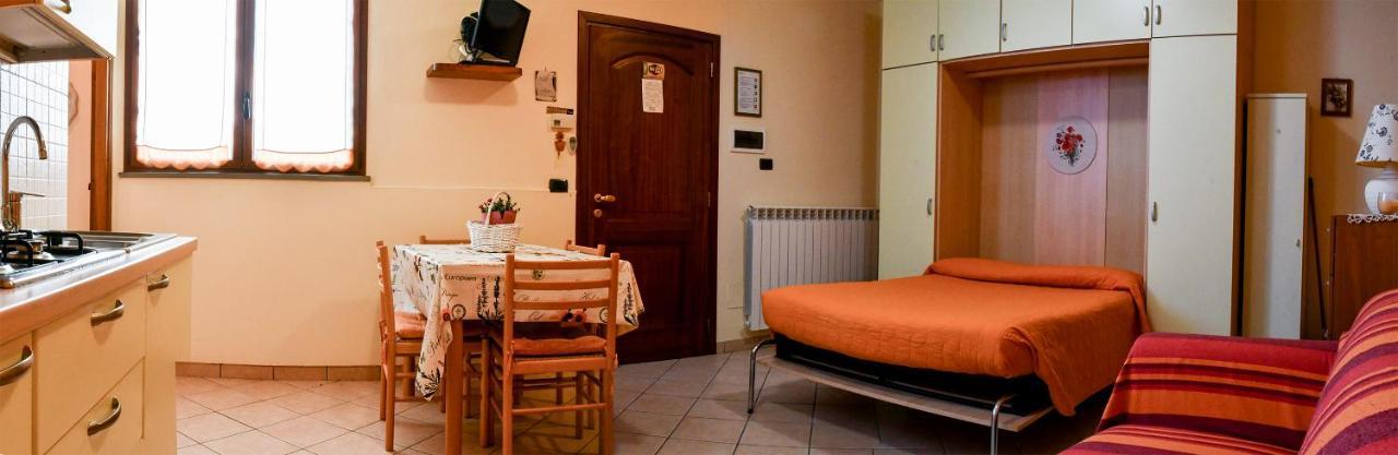 Villa Gli Angeli Agriturismo à Cisano sul Neva Extérieur photo
