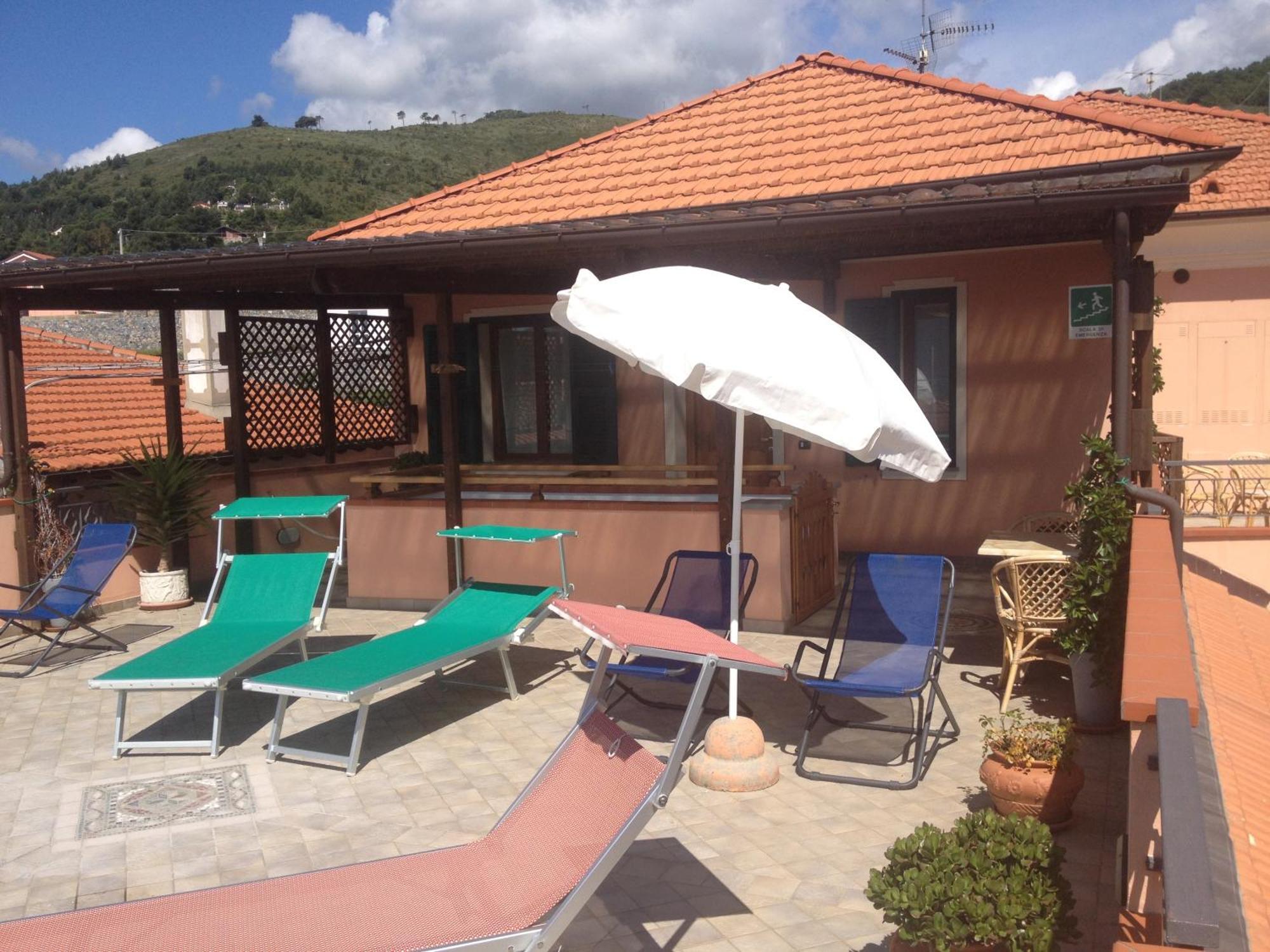 Villa Gli Angeli Agriturismo à Cisano sul Neva Extérieur photo